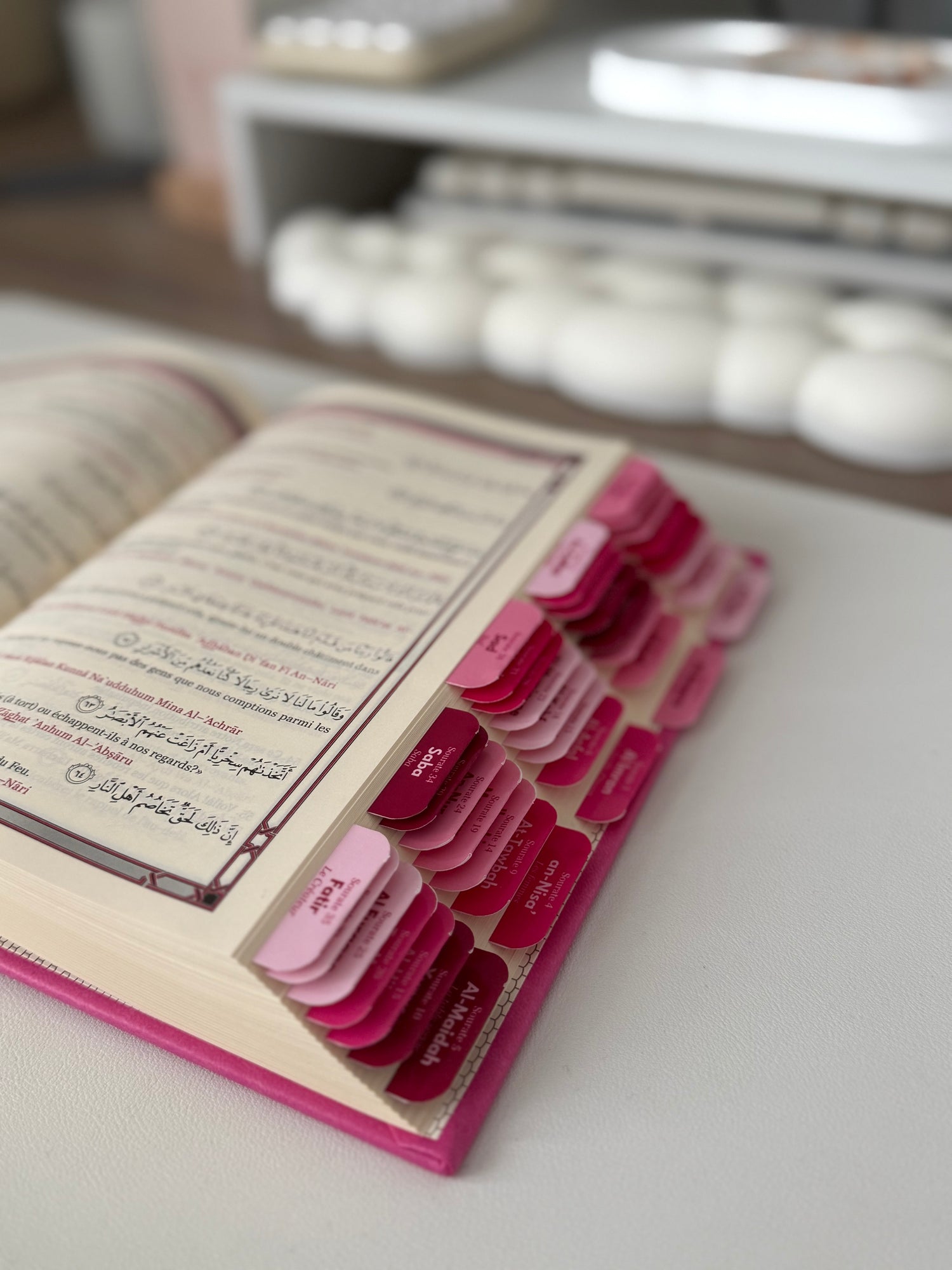 Qur’an avec onglets framboise