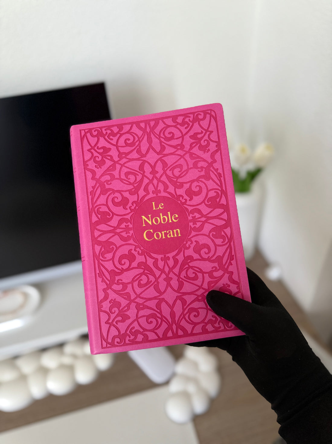 Pink bilingual Quran QR code - Tawhid
