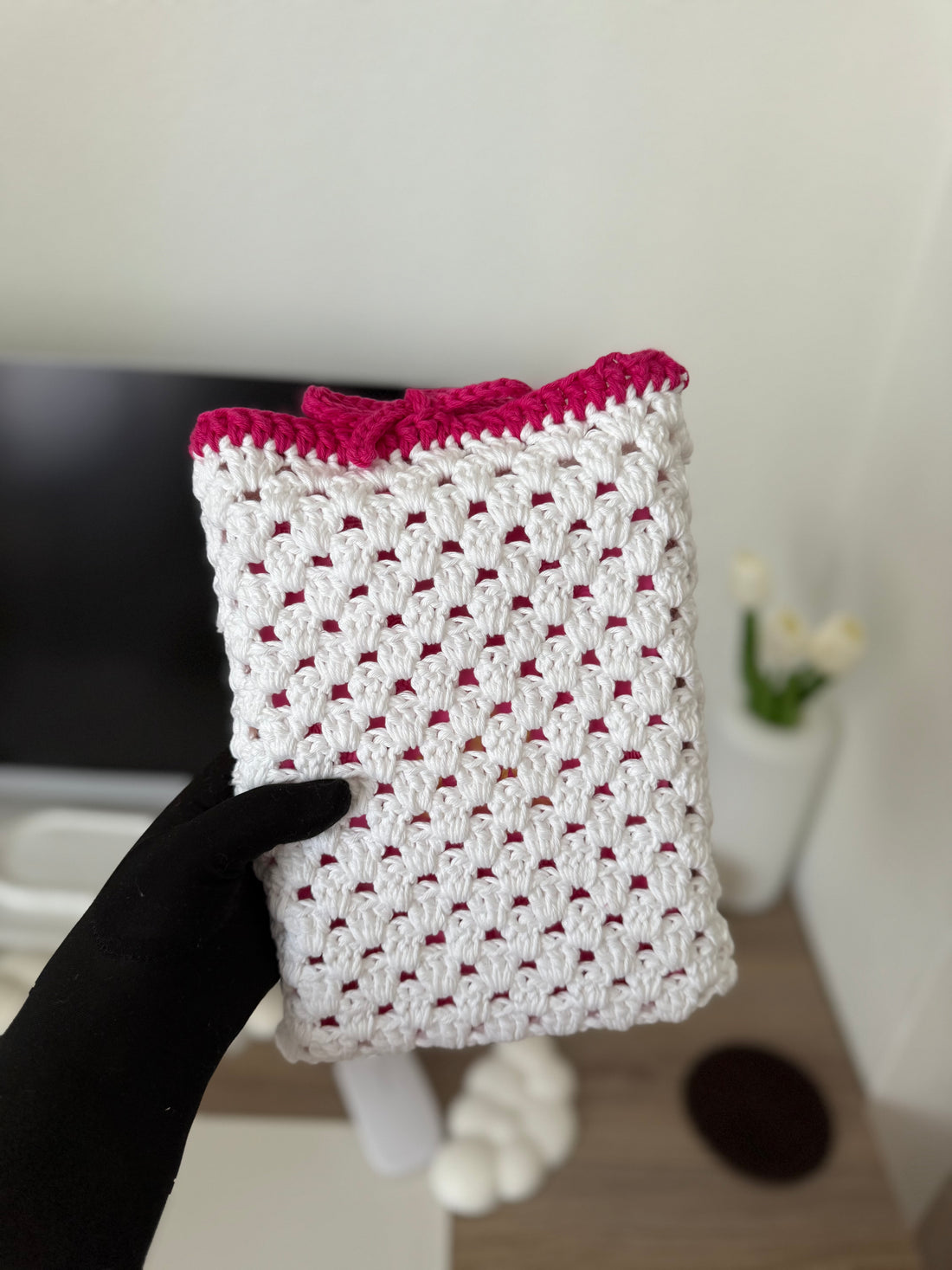 White crochet mushaf protector